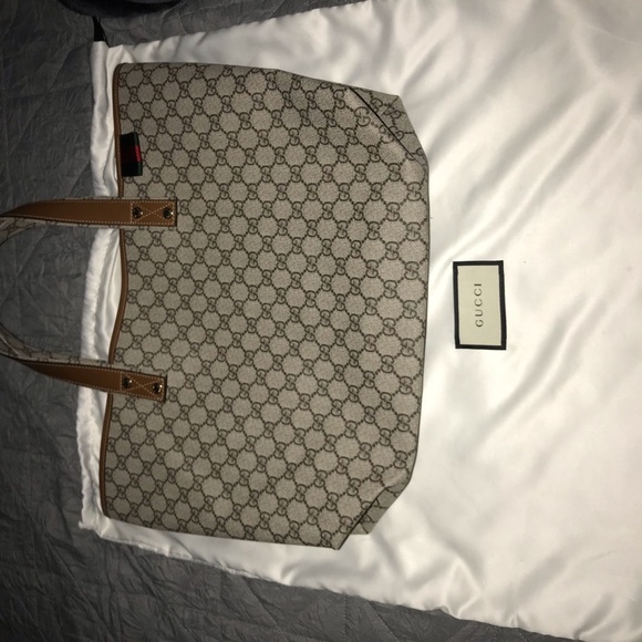 Gucci Accessories - (AUTHENTIC)Gucci GG Supreme Tote “BRAND NEW”